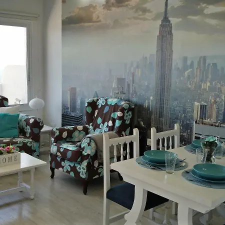 Apartamento Luminous In Quiet Area