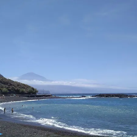 Apartamento Luminous In Quiet Area *