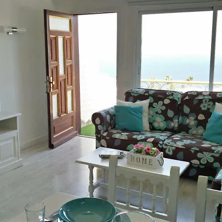 Luminous In Quiet Area Apartment *