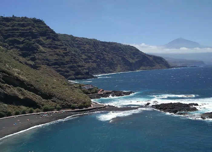 Luminous In Quiet Area Appartement