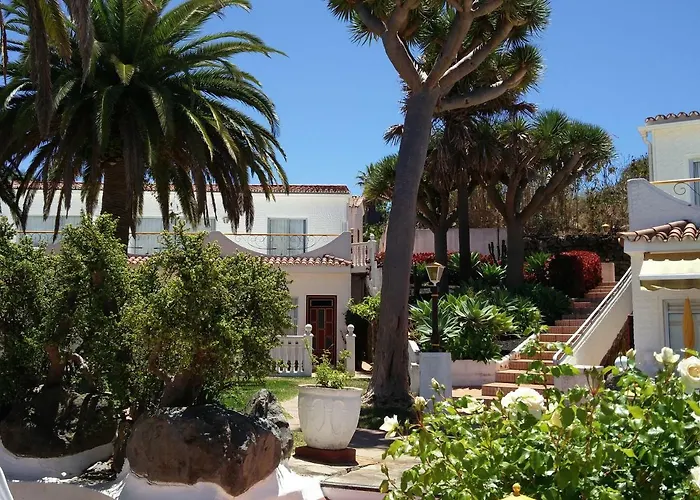 Luminous In Quiet Area Apartamento *