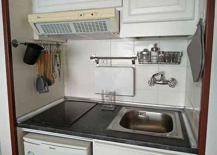 Apartamento Luminous In Quiet Area